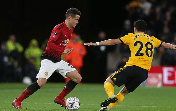 过选拔两国 过选拔两国